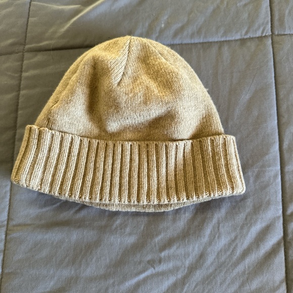 Patagonia Tan Beanie - Picture 2 of 5